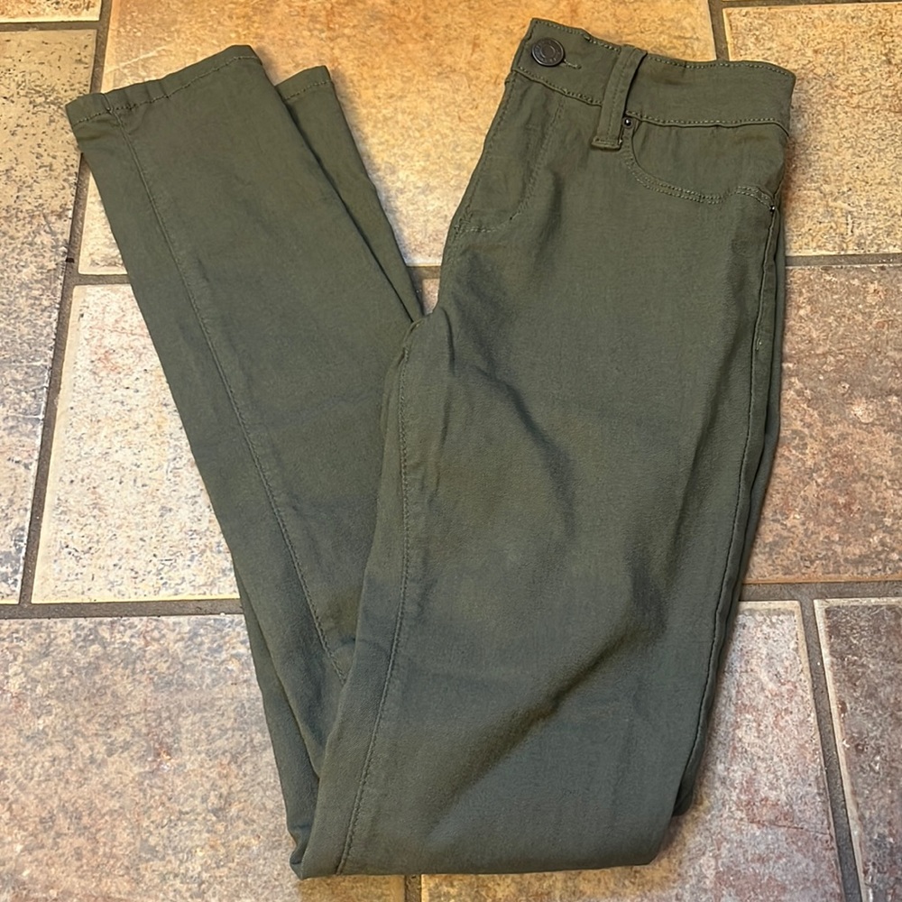 Skinny pants